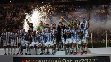 Da zebra para a Arábia ao tricampeonato: a trajetória da Argentina em fotos