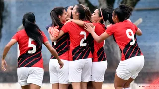 Athletico goleia o Imperial e abre vantagem na final do Paranaense feminino