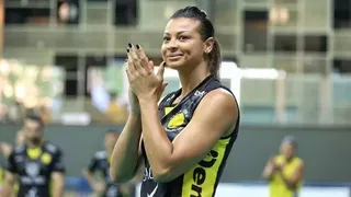 Walewska, campeã olímpica de vôlei, morre aos 43 anos