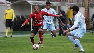 Com um a menos desde o primeiro tempo, Londrina fica no empate com o Brasil-RS