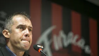Veteranos, chinelinhos, time ruim: o problema do Atlético não é o técnico