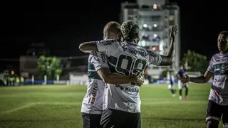 Igor Paixão carrega o Coritiba em Beltrão: 2 a 1