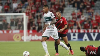 Em quase 100 anos de clássicos, Coxa leva vantagem sobre Athletico: veja números