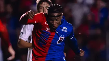 Novo atacante se emociona após grave lesão e gol na estreia pelo Paraná Clube