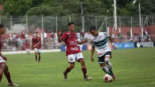 Coritiba desperdiça pênalti, perde para o Juventus e está eliminado