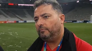 Mattos fala sobre reforços para o Athletico e futuro de Vitor Roque