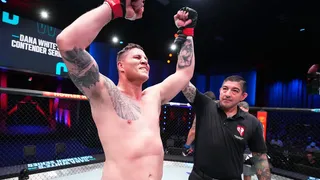 Paranaense é contratado pelo UFC após nocaute brutal em reality show; veja o vídeo