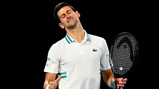 Patrocinadora de Djokovic, Lacoste diz que conversará com tenista após polêmica