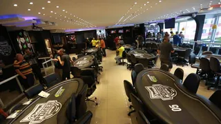 Premium Poker fecha temporariamente e dono promete regularizar dívidas