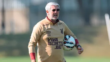 Athletico tem desfalques e novidade para encarar o América; veja as escalações