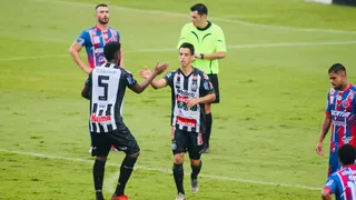 Operário faz nove no Cascavel CR, garante liderança e rebaixa adversário