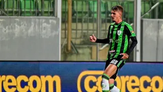 Clube da Série A anuncia a contratação de zagueiro do Athletico