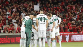 Libertadores x rebaixamento: 10 anos de marcantes diferenças na dupla Atletiba