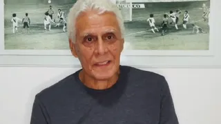 Roberto Dinamite revela descoberta de tumores: “Levantar a cabeça e enfrentar”