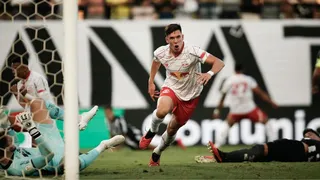 Botafogo vira no 1º tempo, mas cede empate ao Red Bull Bragantino nos acréscimos