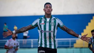 Coritiba supera gramado ruim, vence o Humaitá e avança à segunda fase sem sustos