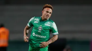 Atacante João Vitor se emociona com primeiro gol e faz dedicatória ao avô