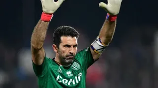 Buffon desiste de nova temporada pelo Parma e anuncia aposentadoria aos 45 anos