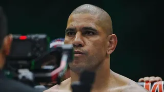 Brasileiro é demitido do UFC; Poatan detona decisão da organização