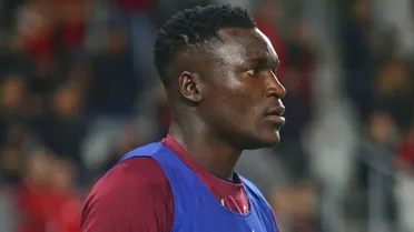 Athletico excede número de estrangeiros no elenco e acende alerta