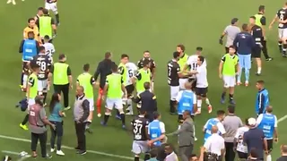 Repórter da Globo nega assédio de colega durante jogo do Corinthians