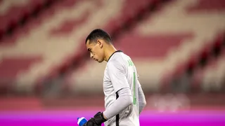 Bruno Guimarães exalta frieza de Santos nos pênaltis: “Craque da posição”
