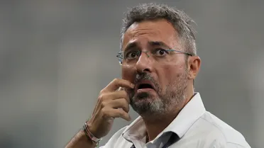 Ex-Athletico, Alexandre Mattos encaminha acerto para ser CEO de time do Brasileirão