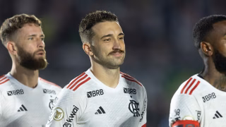 Zagueiro do Flamengo e atacante do Arsenal são convocados para a seleção brasileira