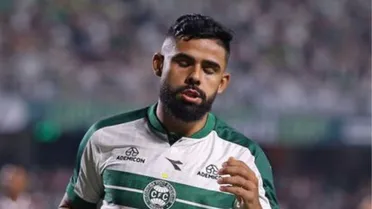 Coritiba já sofre metade de todos os gols de 2025 e pode ter mudança