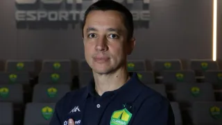 Ex-Athletico é anunciado como novo técnico de clube da Série B