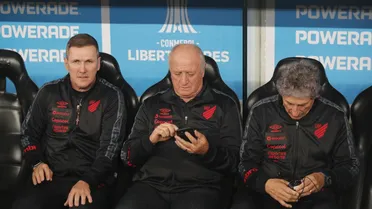 Atlético-MG mira em Felipão para substituir Eduardo Coudet, diz jornal