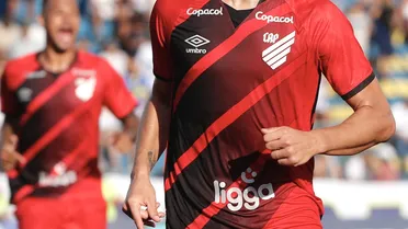 Athletico negocia patrocínio histórico, mas impasse coloca acordo milionário em risco