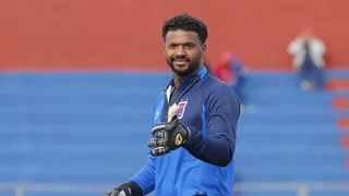 Após fim de contrato, goleiro Felipe se despede do Paraná Clube