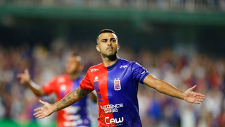 Liliu ressalta força da torcida em início de campanha do Paraná