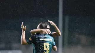 América-MG empata com o Náutico nos Aflitos e confirma o acesso à Série A