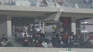 Vitor Bueno e Pablo assistem ao jogo do Athletico na Baixada