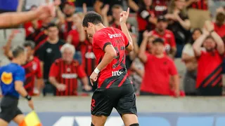 Athletico vence o Cascavel e mantém invencibilidade no Paranaense
