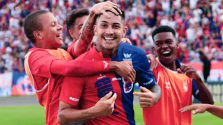 Ex-promessa do Coritiba brilha em recomeço pelo Paraná Clube