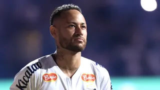 Neymar em Curitiba: Craque já deu show no Couto Pereira e foi apagado na Arena