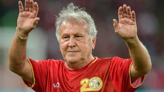 Emissora anuncia Zico como comentarista na Copa do Mundo 2026