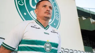 Coritiba confirma o segundo reforço na janela de transferências