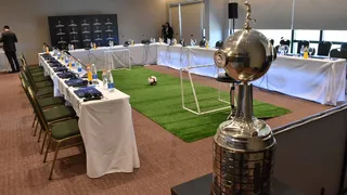Futebol virou business e desrespeita o apaixonado torcedor. Tudo mudou: é só dinheiro