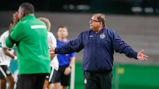 A duas semanas da Série B, Guto Ferreira encara desafios no Coritiba: veja análise
