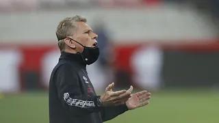 “O prejuízo podia ser muito maior”, alega Autuori após derrota do Athletico