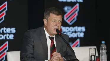Diretor do Athletico avalia grupo da Sula e diz que clube vai priorizar o Brasileirão