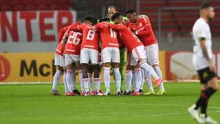 Jogadores do Internacional podem ser demitidos se cometerem atos de discriminação