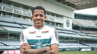 Coritiba confirma a contratação de Gustavo Bochecha, 18ª reforço