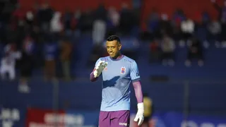 “Dão a vida contra nós”, diz Sidão após vitória do Paraná Clube