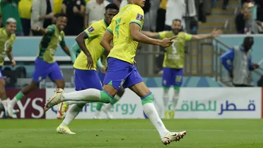 Richarlison relembra momento difícil antes da Copa e comemora estreia