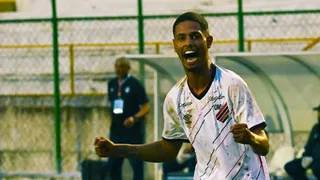 Athletico vence o Grêmio de virada e garante vaga nas oitavas de final da Copinha